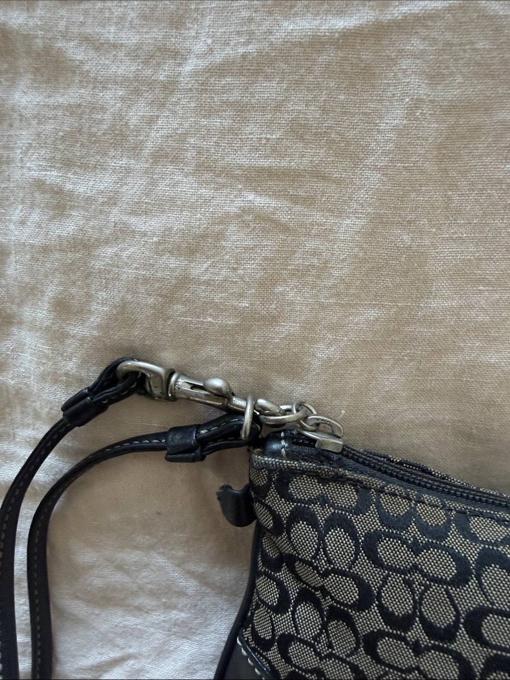 Coach Signature Pattern Wristlet in Black and Gray authentic - Picture 3 of 4